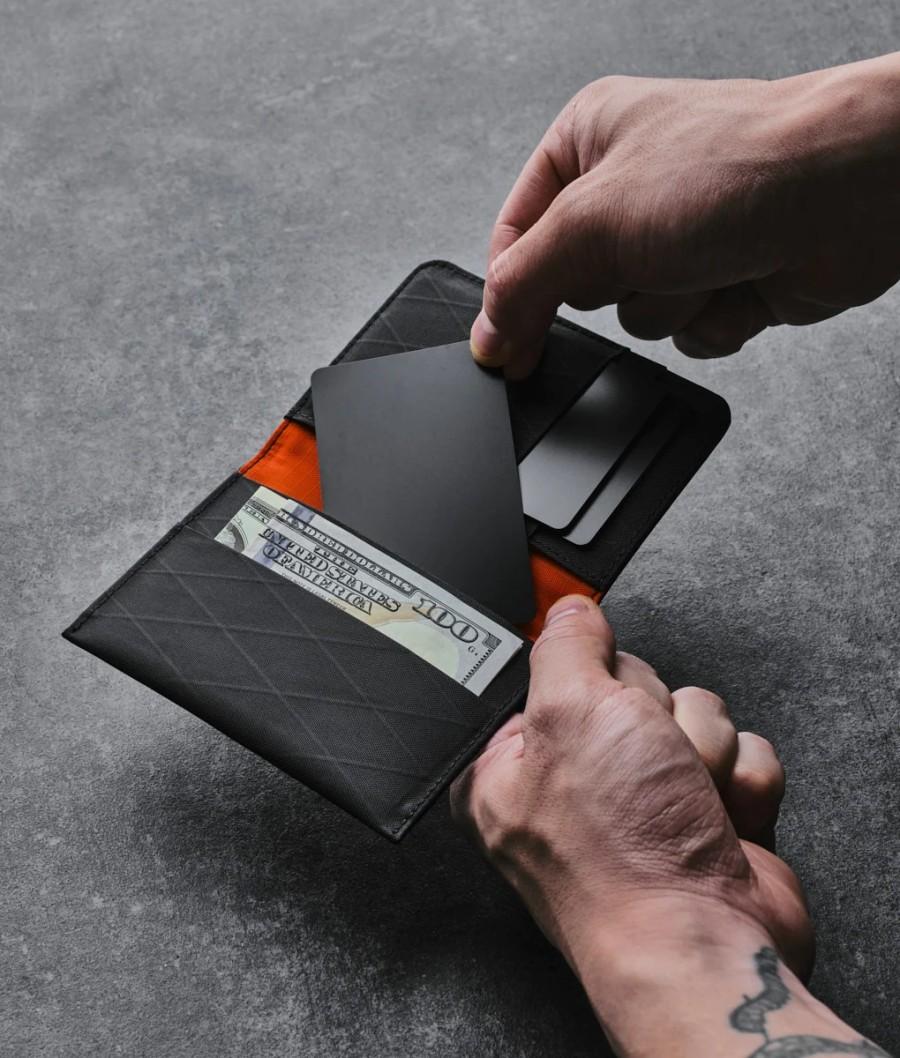 Product detail media - 1